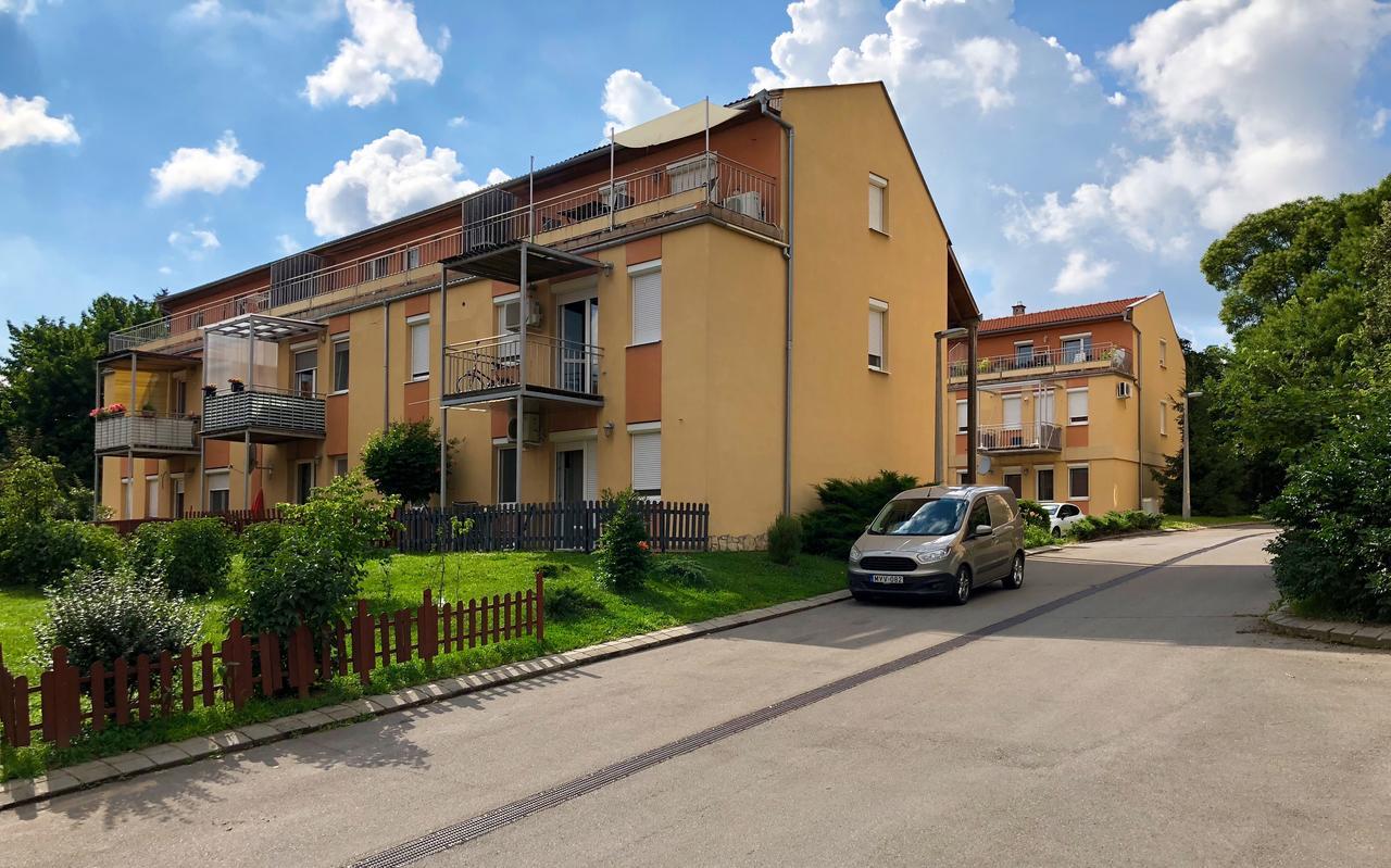 Luxory Home Pécs Extérieur photo