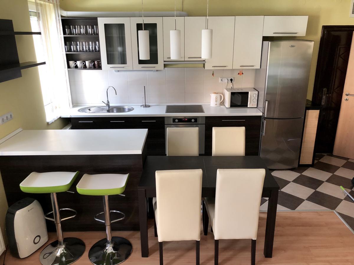 Luxory Home Pécs Extérieur photo